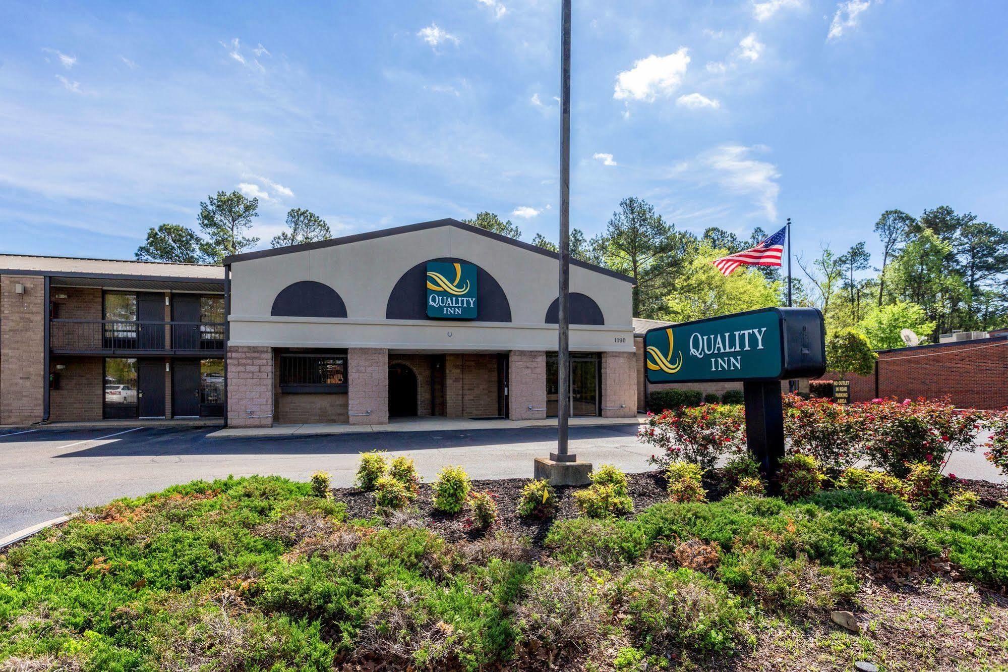 Quality Inn Tupelo Eksteriør billede