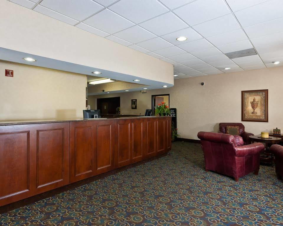 Quality Inn Tupelo Eksteriør billede