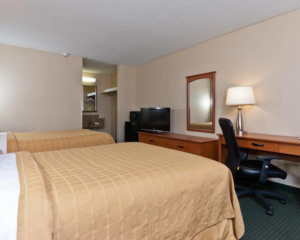 Quality Inn Tupelo Eksteriør billede